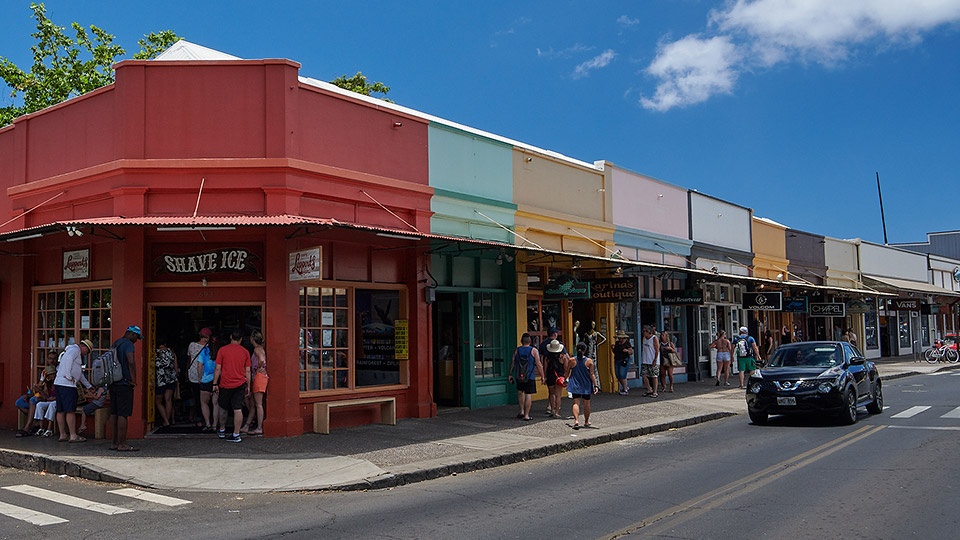 Best Lahaina Maui Activity Front Street